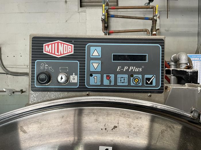 Used 2008 MILNOR 140LB WASHER