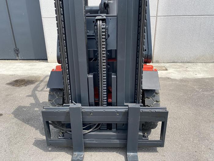 Usato 2014 LINDE H25D-05