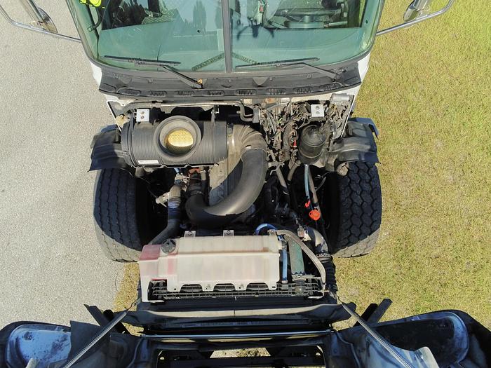 Used 2010 MACK GU 813