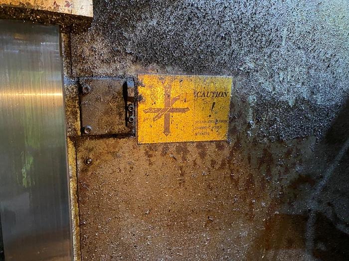 Used Used Victor VCentre 80 - 3 Axis Machining Center