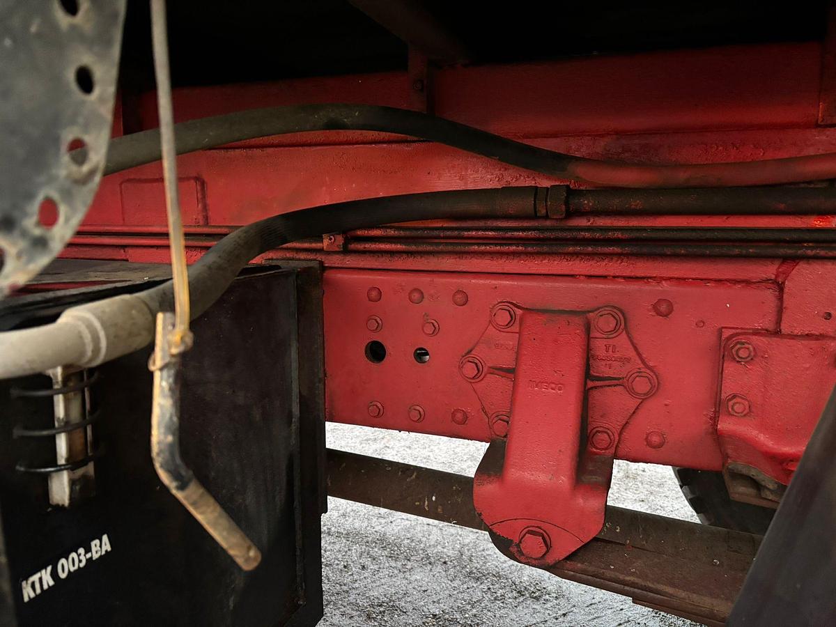 Used V 941 - 2001 Iveco 4x4 Crame truck