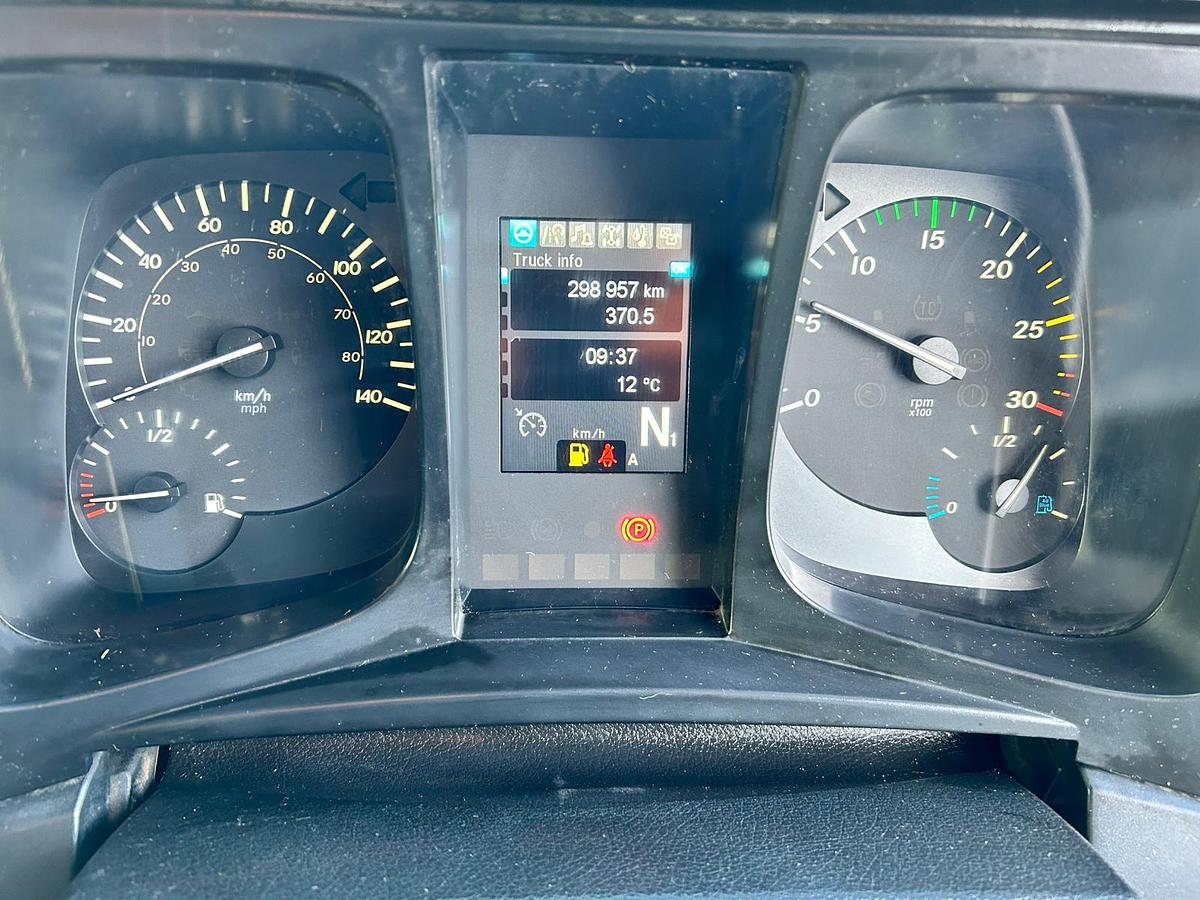 Used 2014 Mercedes Benz AROCS