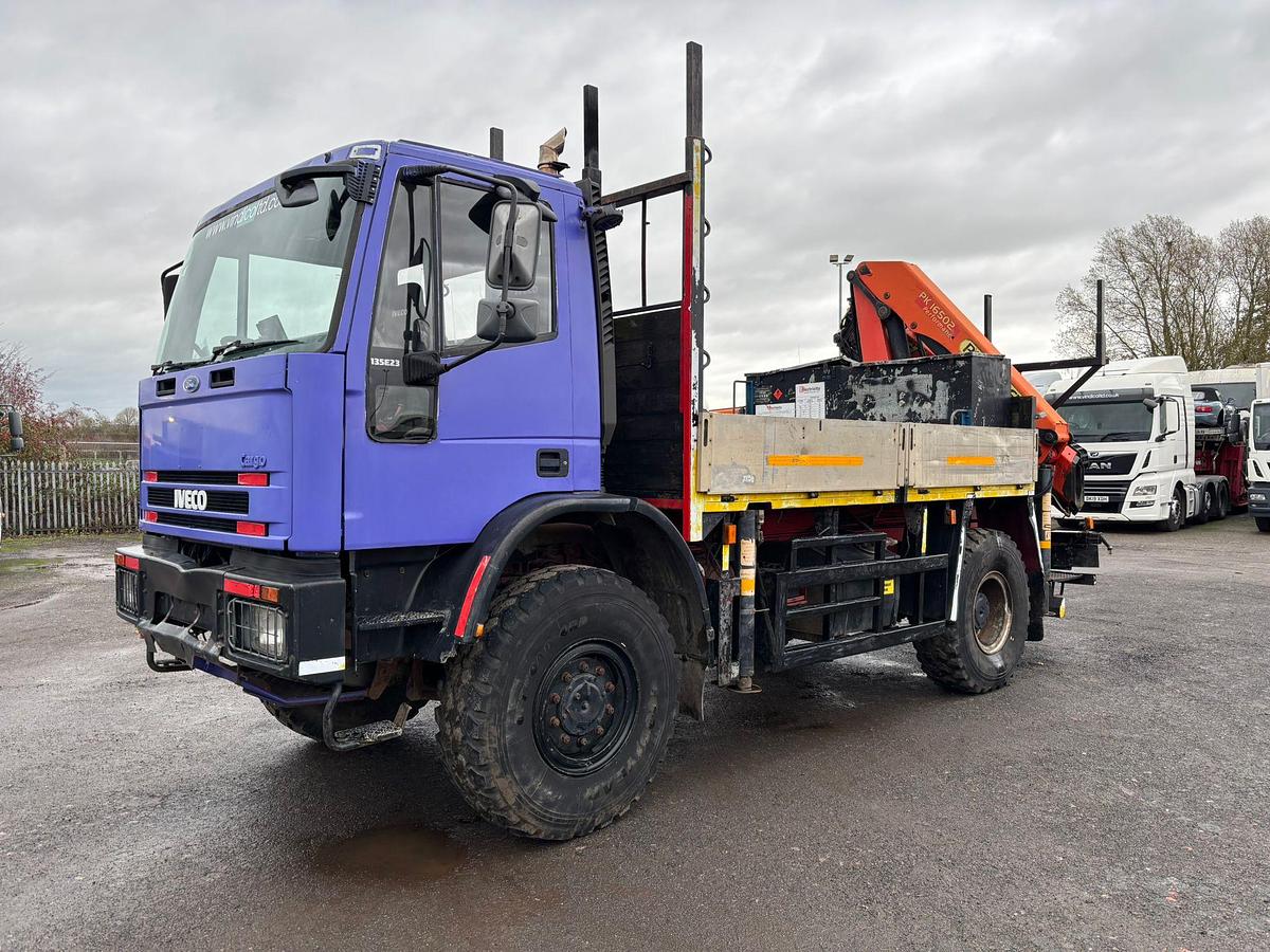 Used V 941 - 2001 Iveco 4x4 Crame truck