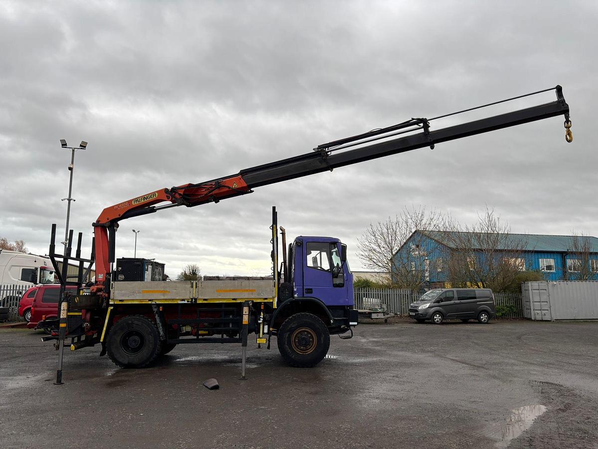 Used V 941 - 2001 Iveco 4x4 Crame truck