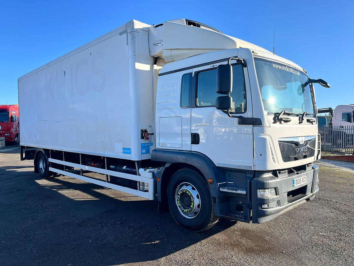 Used 2015 MAN TGM 18.250