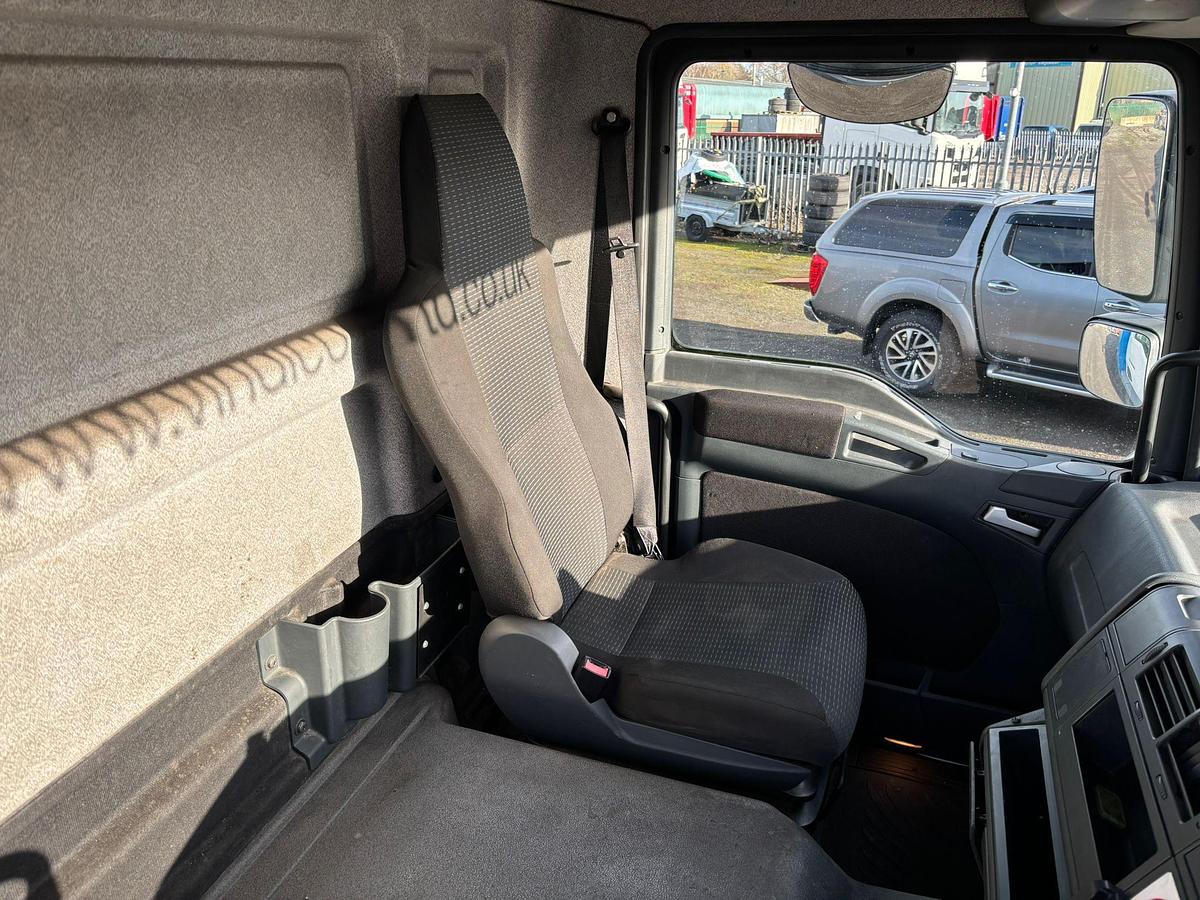 Used V 643 - 2012 MAN TGM 18 250 (4X2) CURTAIN SIDER