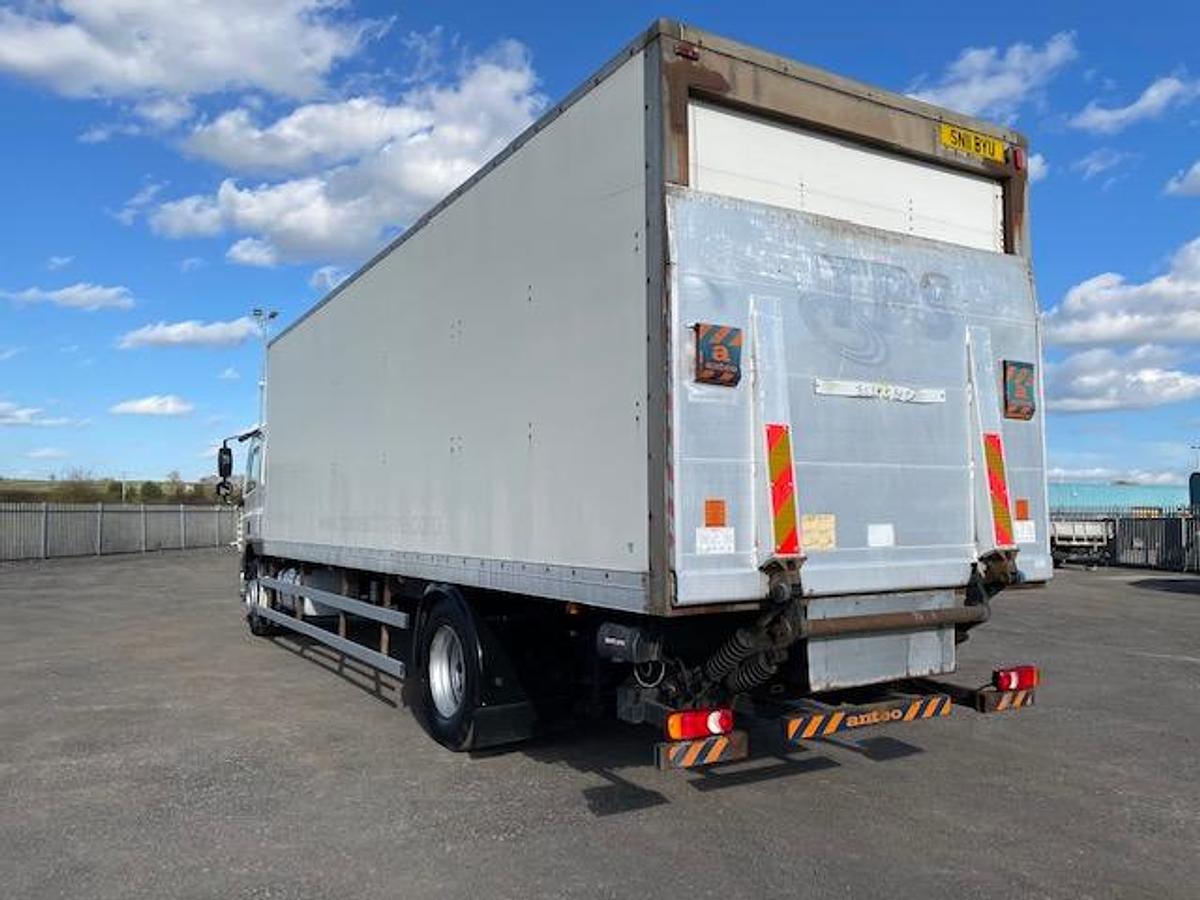 Used DAF 65 220 - V 548