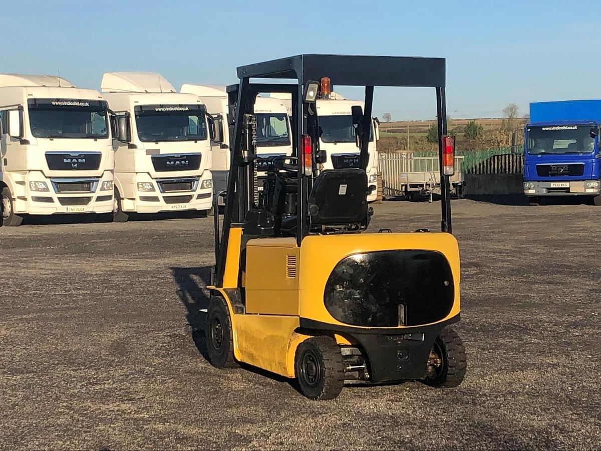 Used CAT EP 20K - V 494