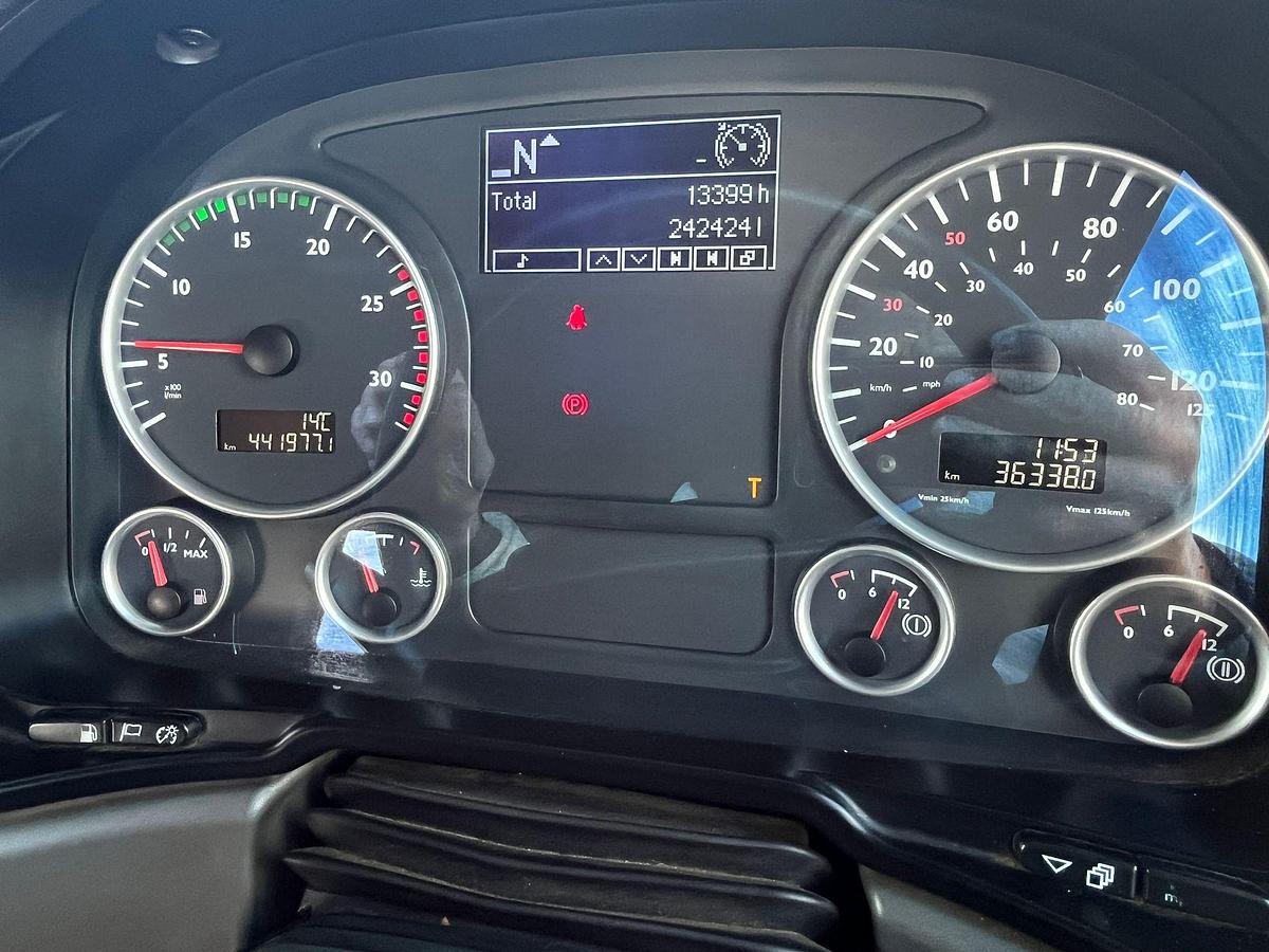 Used V 939 - 2012 MAN TGX 26 540 (6X4) TRACTOR UNIT - 150T