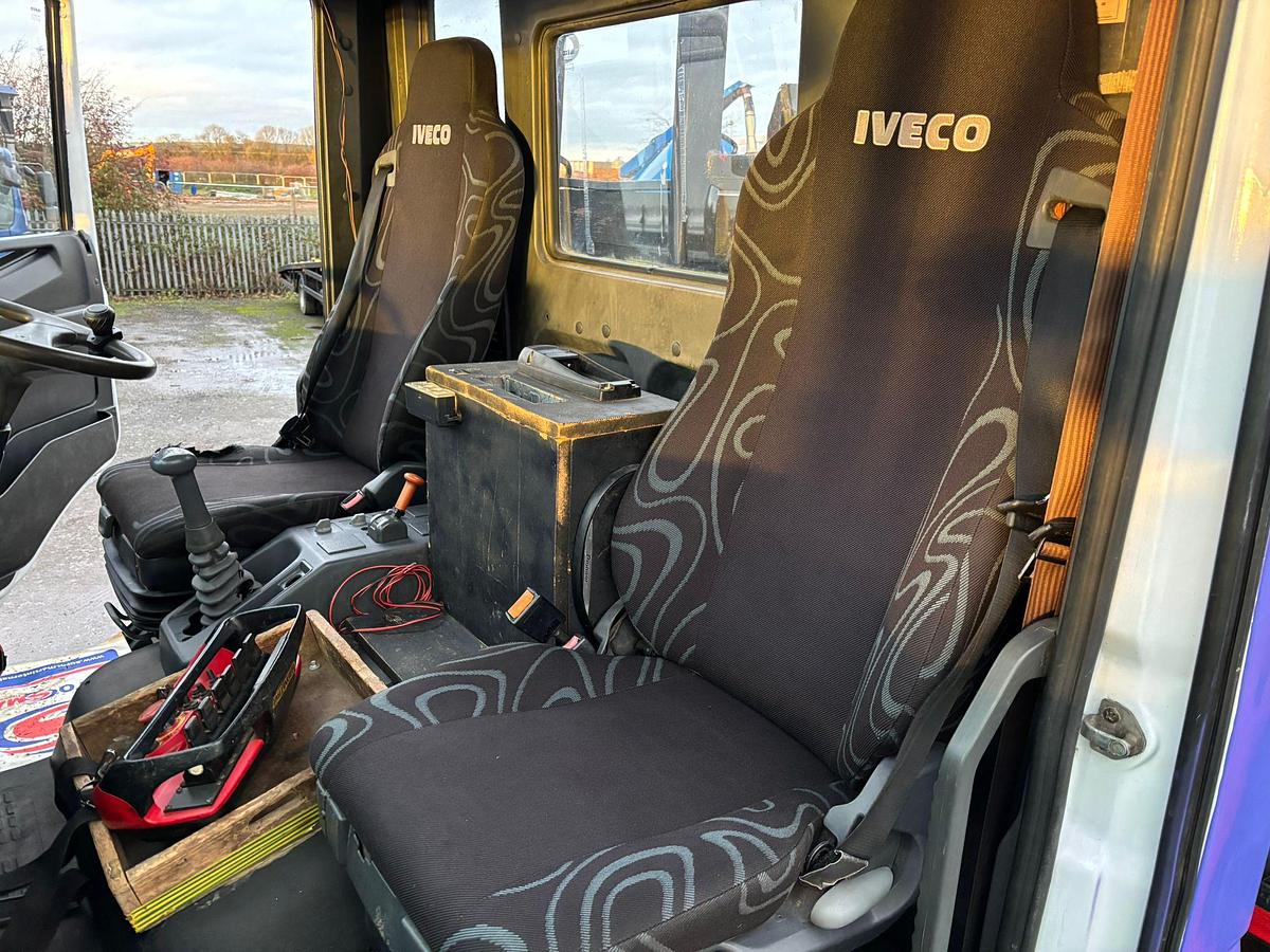 Used V 941 - 2001 Iveco 4x4 Crame truck