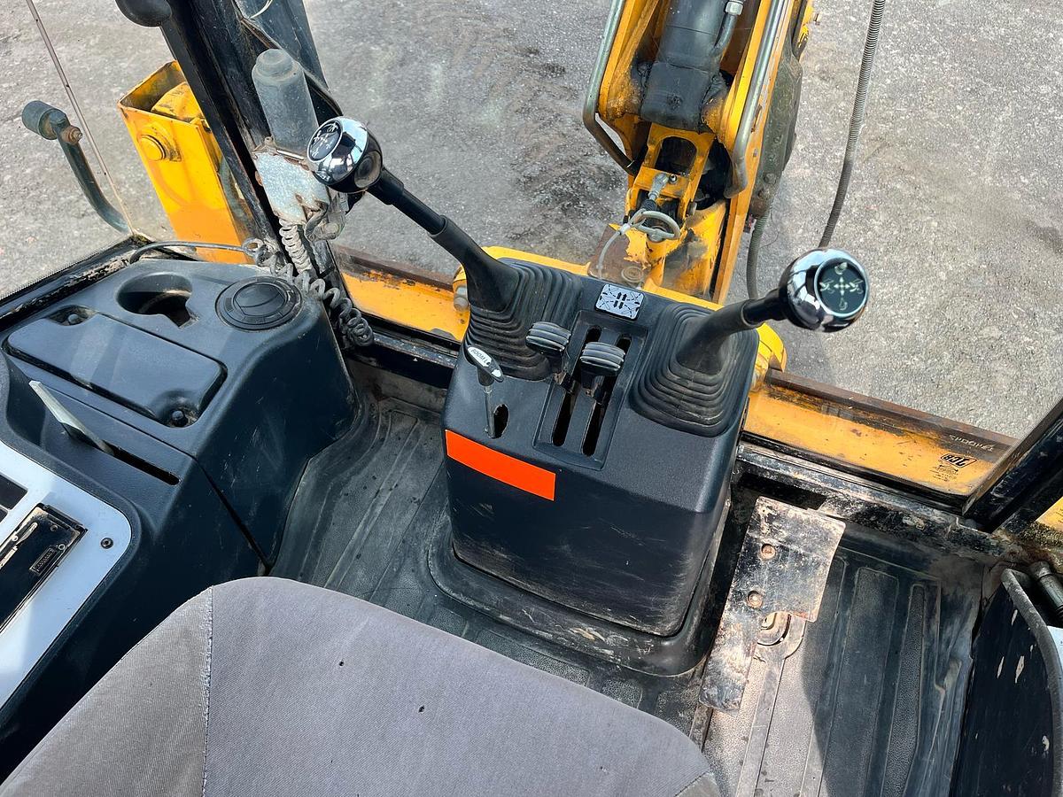 Used 2008 JCB 2CX STREETMASTER