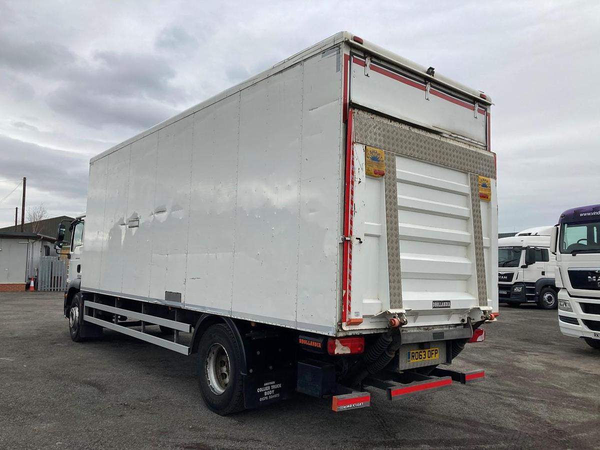 Used MAN TGM 18.250 BOX - V 546