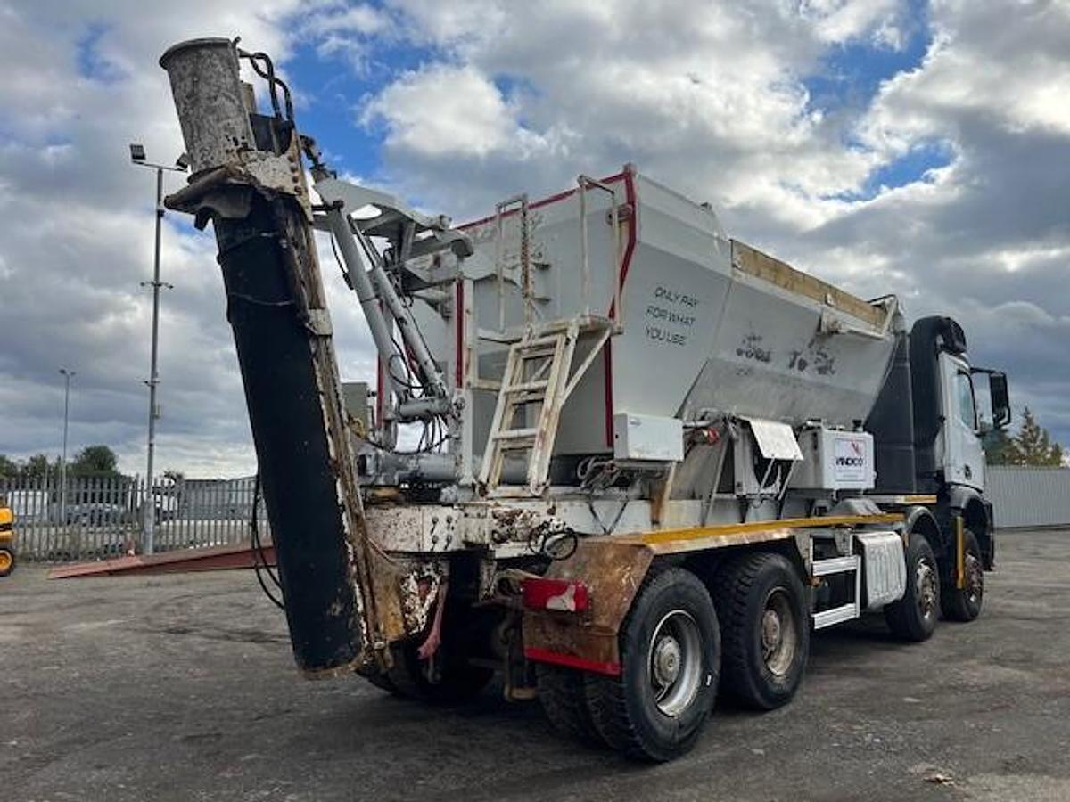Used MERCEDES BENZ AROCS 3541 (8X4) VOLUMETRIC MIXER 