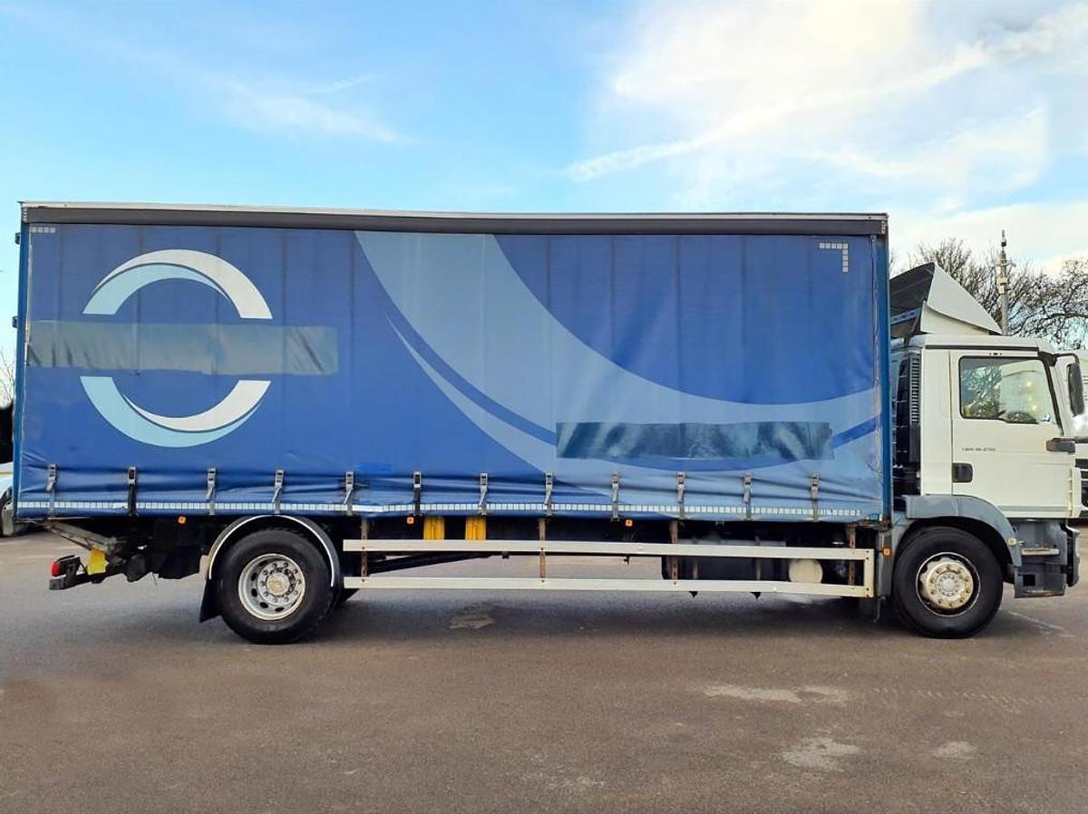 Used V 643 - 2012 MAN TGM 18 250 (4X2) CURTAIN SIDER