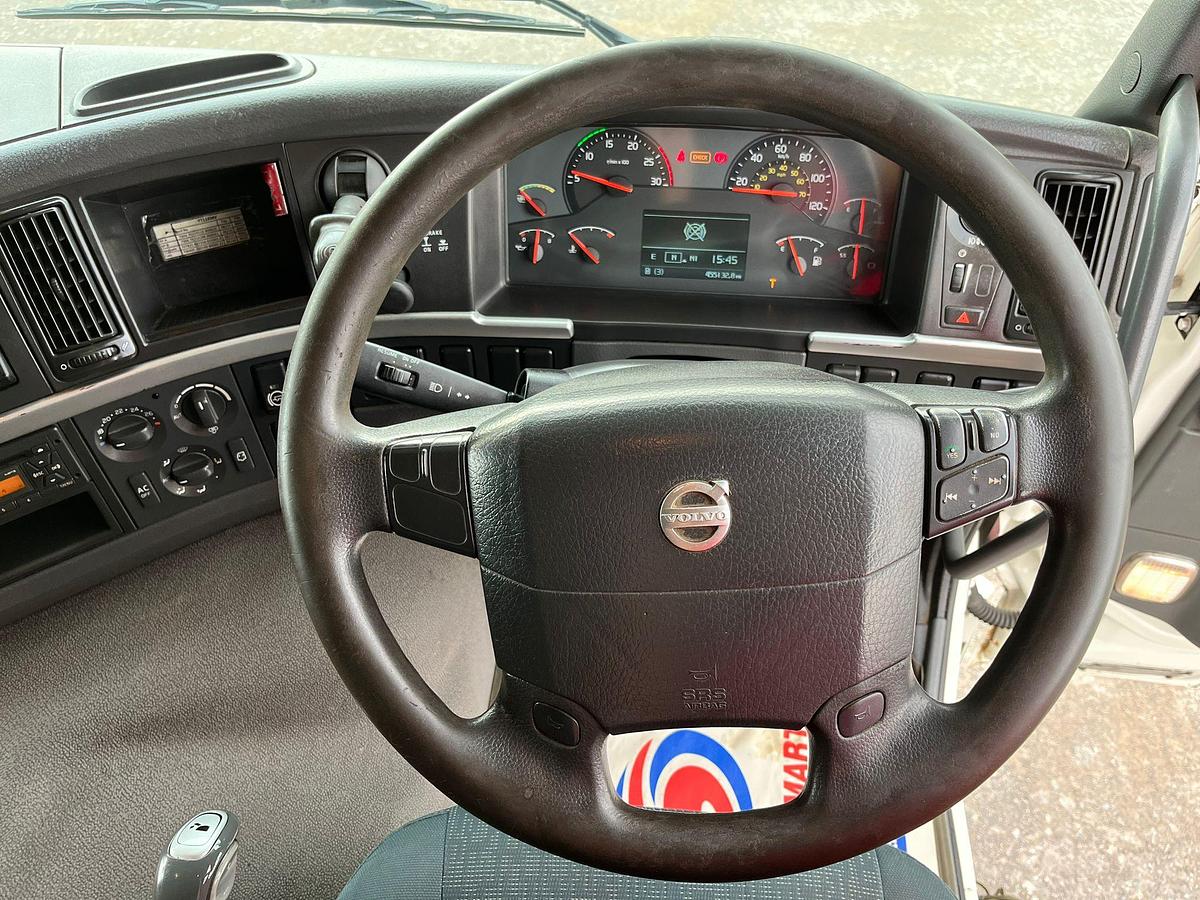 Used 2011 Volvo FM330