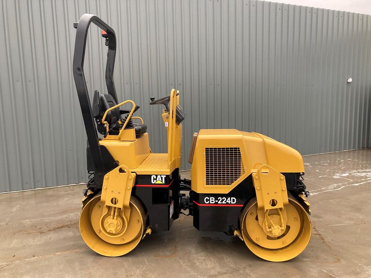 Used CAT CB224D - V 541