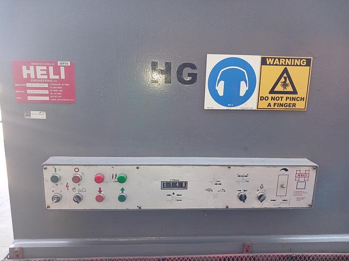 Used Heli hydraulic guillotine (10mm)