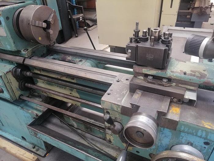 Used Tos centre lathe SN40C