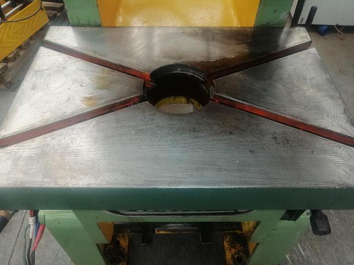 Used Shailesh eccentric press 30 Ton