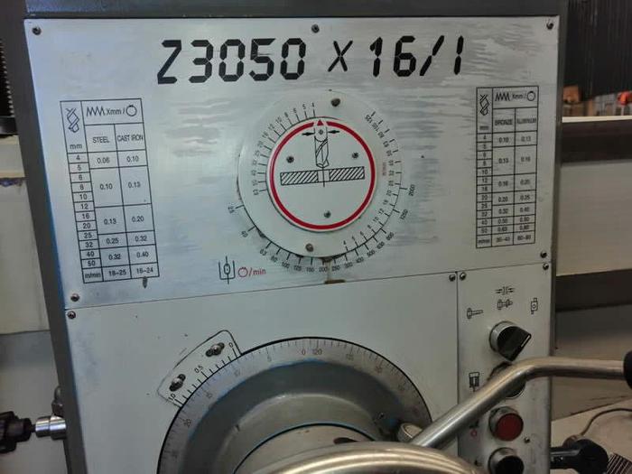 Used Z3050 Used Radial arm drilling machine