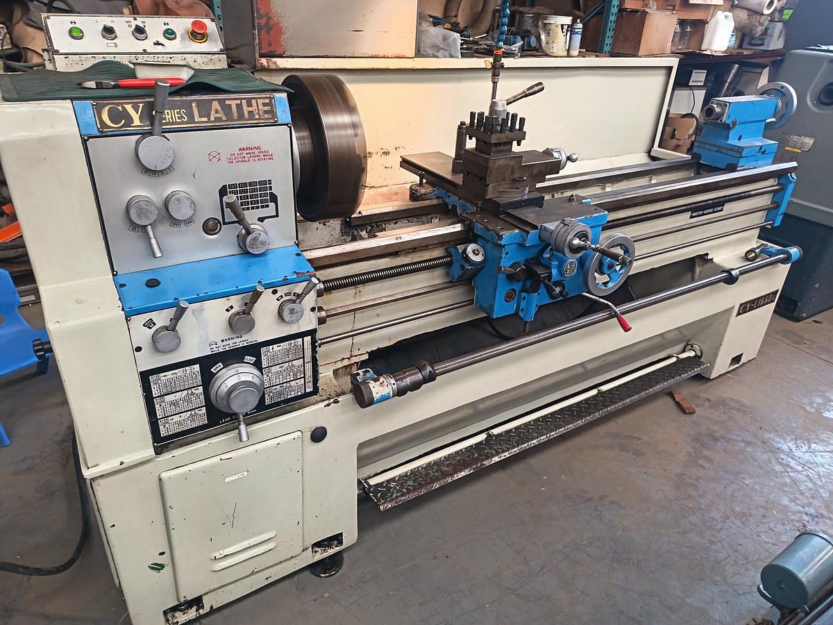 Used Yannan High speed lathe