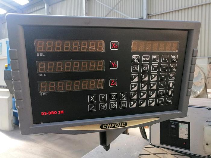 Used Centre lathe - 2000mm