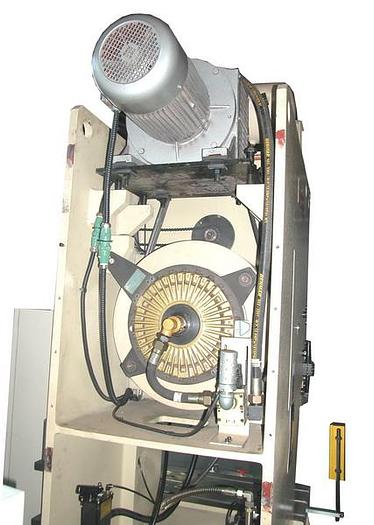 Used MAC Eccentric press with adjustable stroke, pneumatic.