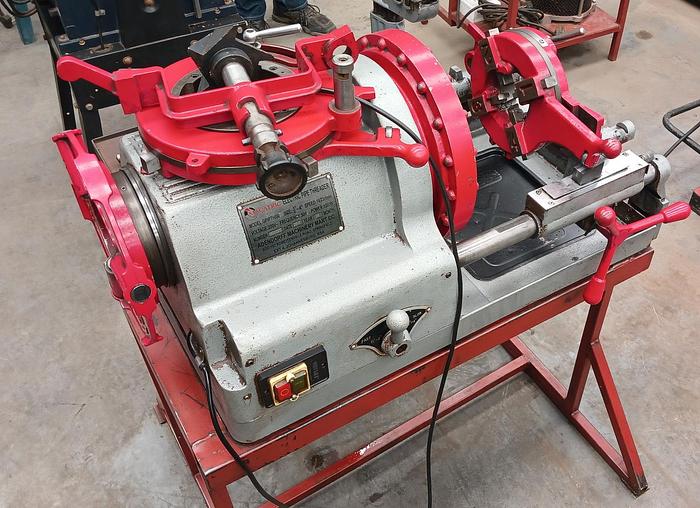 Used MacAfric Pipe Threading Machine