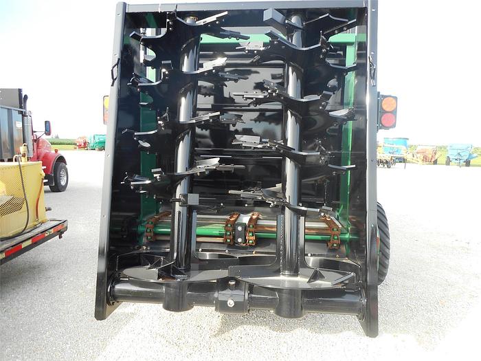 ARTEX SB600 Manure Spreader