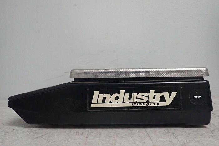 Used Sartorius QT12 QT 12 Industry 12000 g/1 g Digital Balance Scale with Wood Case