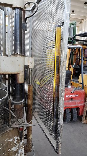 Usato Pressa sottosquadro VICENTINI mod. PS 220 SGSM