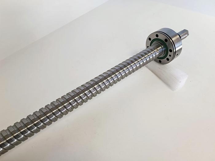 Geschliffener Präzisions Kugelgewindetrieb mit Lager, D40 mm, 908 mm, Steinmeyer, neu