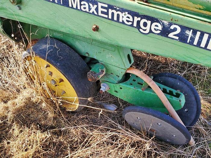 Used 6R30 John Deere 7100 Planter