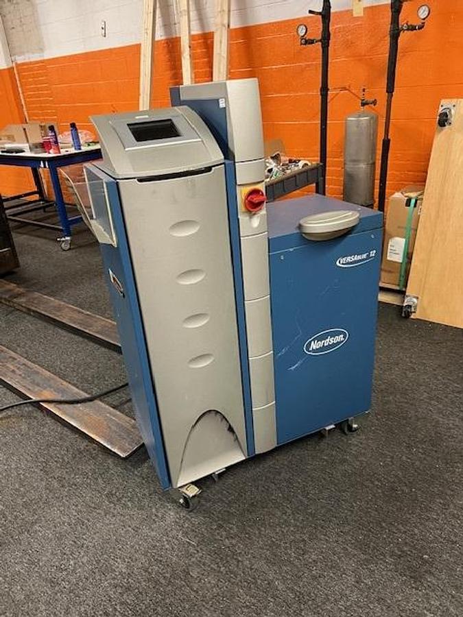 Used Nordson Versablue VT Adhesive Melter Moldman Meltman