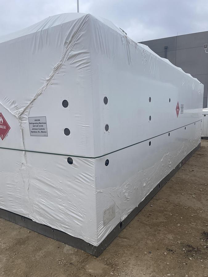 NEW 2024 YORK 200ton Air Cooled Chiller 460V YLAA-0200HJ46VSD - IN STOCK NOW ! 