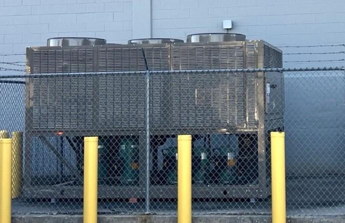 New 2025 YORK 80 ton Air Cooled Chiller YLAA-0089SJ46VSD R-454b 460V Next Available-11/4/25