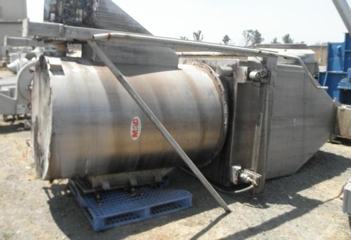 Used Bin, 100 CF, S/st, 4.5' X 4.5' X 6', Dust Collector, Auger, #S741213