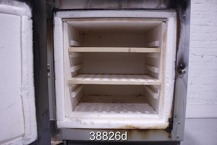 Used Barnstead/Thermolyne F30428C-70 20400 Furnace #38826
