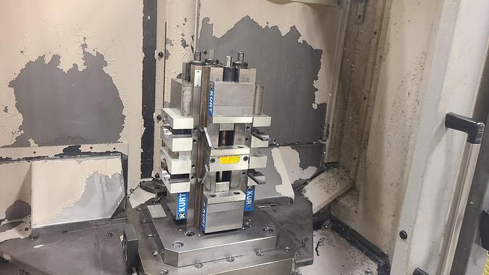 Used 2007 OKUMA MA-400HA 4th Axis ***Low Hours***