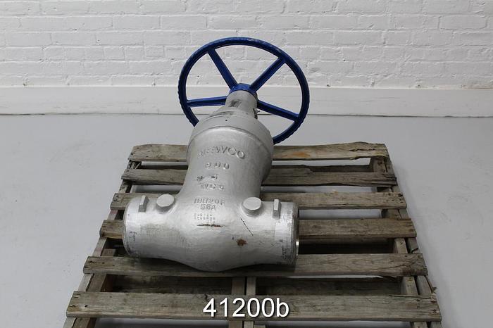 Used Newco 6" Hand Operated Globe Valve, WC6 Body #41200
