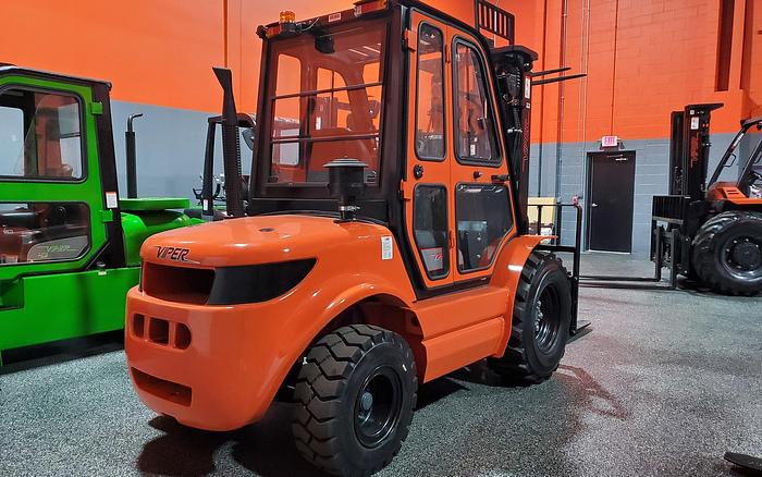 2024 Viper RTD30 Rough Terrain Forklift w CAB!