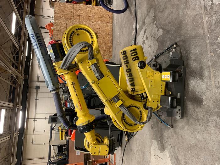 FANUC R2000iB/210F 6 AXIS CNC ROBOT W/R30iA CONTROLS 210KG X 2655mm REACH