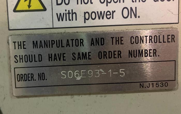 Used 2011 YAKASAWA MOTOMAN ES165D 6 AXIS CNC ROBOT WITH DX100 CONTROLLER