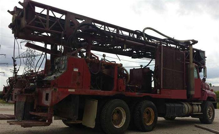 Used 2000 Ingersoll-Rand TH60 Drill Rig