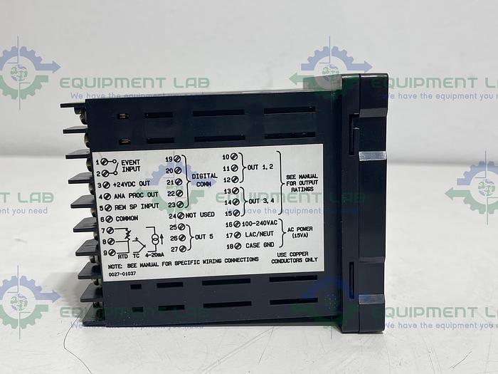 Chromalox 2104-A0100 Temperature Controller