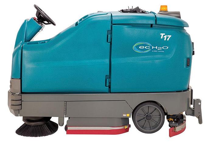 Tennant T17 Rider Scrubber