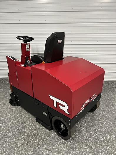 Factory Cat TR Rider Sweeper