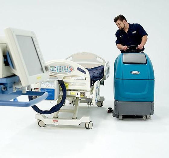 Tennant T350 Stand-On Floor Scrubber