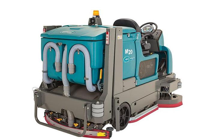 Tennant M20 Rider Sweeper-Scrubber