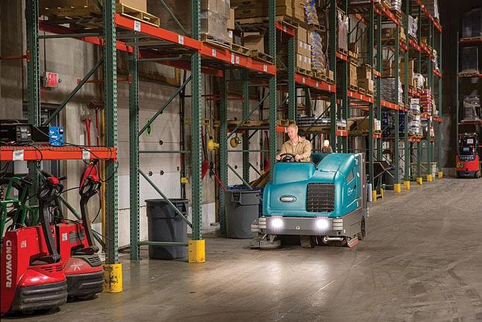 Tennant M20 Rider Sweeper-Scrubber